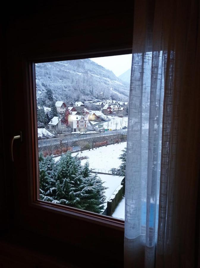 Hotel Eth Solan & Spa Vielha Exterior photo