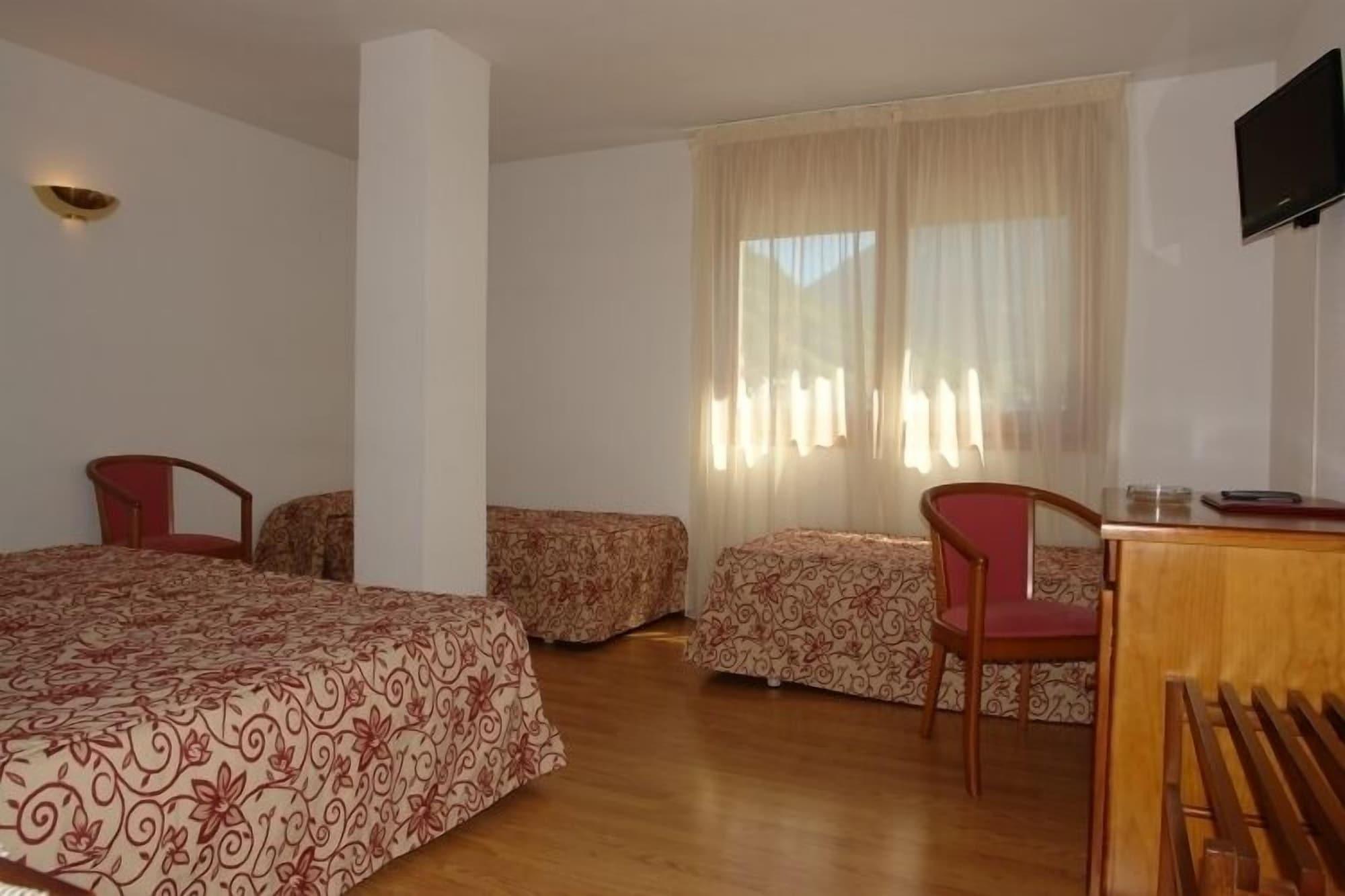 Hotel Eth Solan & Spa Vielha Exterior photo